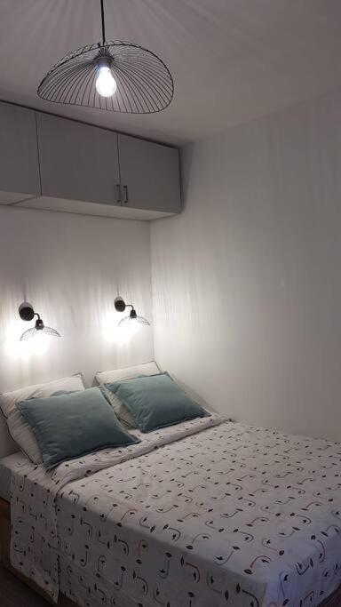 Studio Cosy, Quartier Canal Saint-Martin Parigi Esterno foto